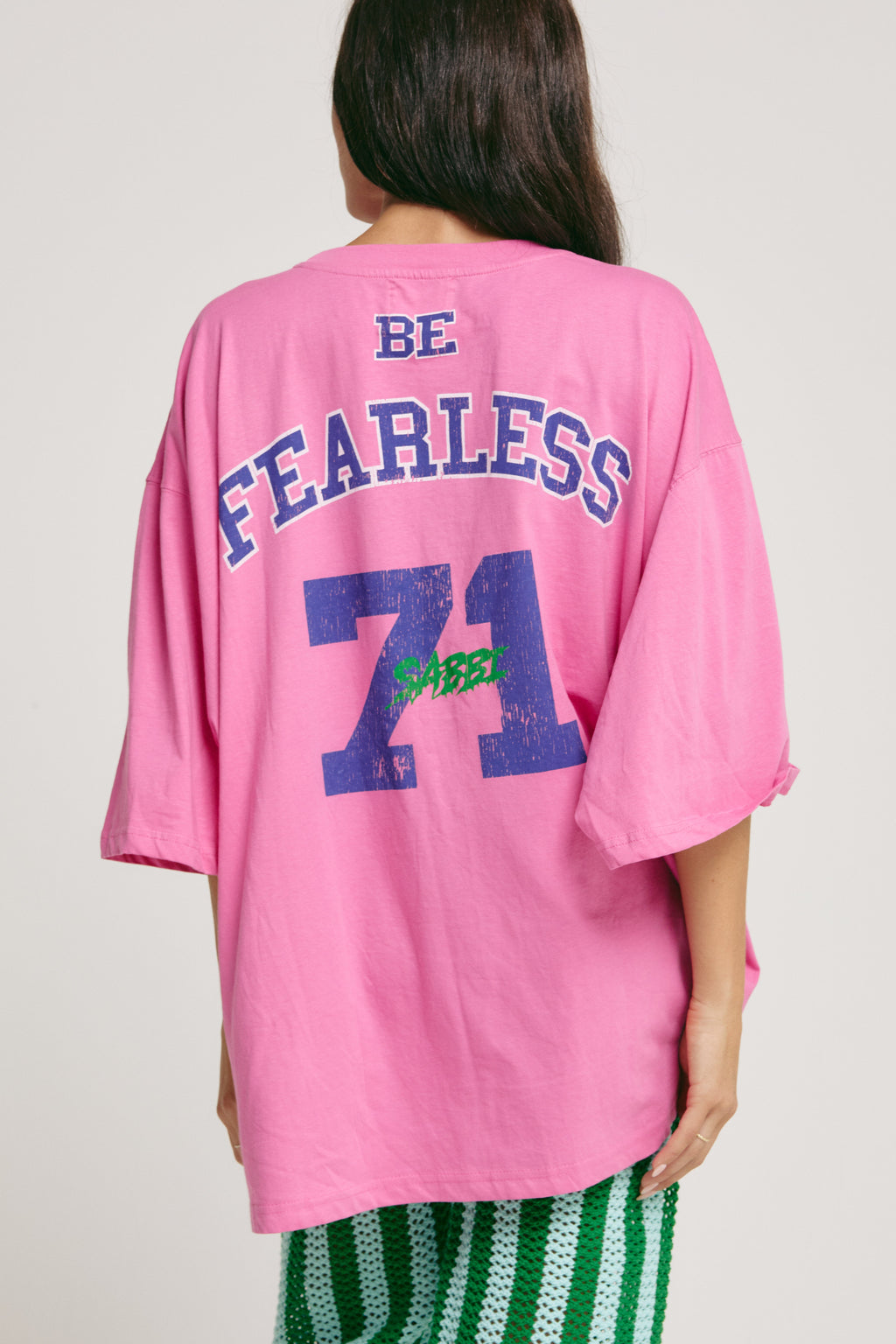 THE VERY OVERSIZED DREAM BIG BEADED TEE - PINK