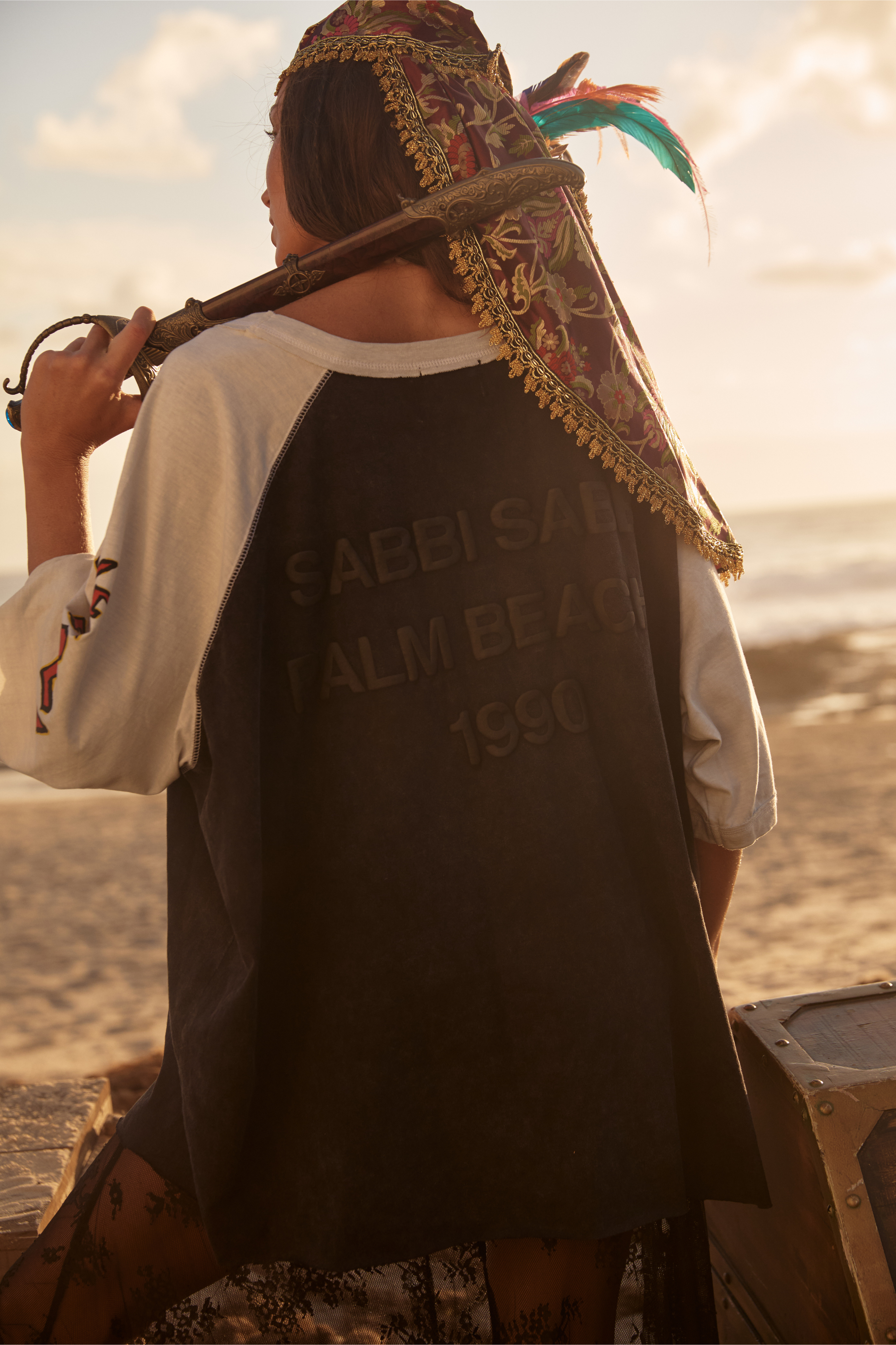 THE STAY WILD RAGLAN TEE - BLACK